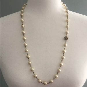 Stella & Dot pearl and gold necklace